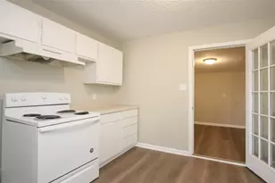404 N 7th St, Baytown, TX 77520 - Photo 12