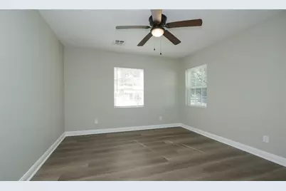 404 N 7th Street, Baytown, TX 77520 - Photo 14