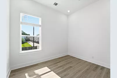 8914 Sunshine Laverne Lane, Houston, TX 77080 - Photo 28