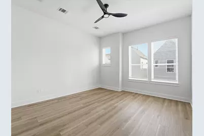 8914 Sunshine Laverne Lane, Houston, TX 77080 - Photo 18