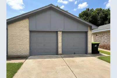 2015 Adams Street, Missouri City, TX 77489 - Photo 2