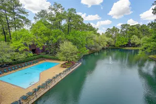 222 Litchfield Ln, Houston, TX 77024 - Photo 30