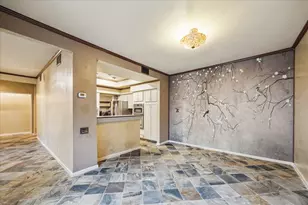 222 Litchfield Ln, Houston, TX 77024 - Photo 10