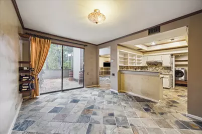 222 Litchfield Lane, Houston, TX 77024 - Photo 10