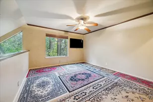 222 Litchfield Ln, Houston, TX 77024 - Photo 24