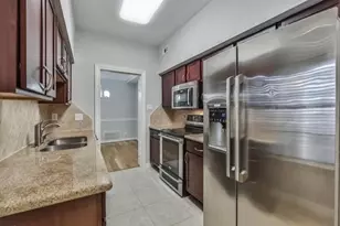 2700 Revere St, Houston, TX 77098 - Photo 8