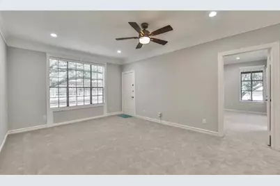 2700 Revere Street #124, Houston, TX 77098 - Photo 16