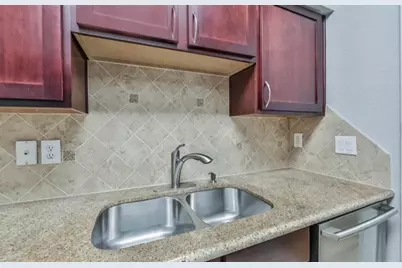 2700 Revere Street #124, Houston, TX 77098 - Photo 12