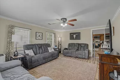 1215 Orange Street, Vidor, TX 77662 - Photo 8