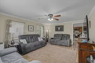1215 Orange St, Vidor, TX 77662 - Photo 8