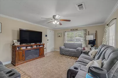 1215 Orange Street, Vidor, TX 77662 - Photo 6
