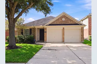 27 Palm Desert Drive, Manvel, TX 77578 - Photo 2