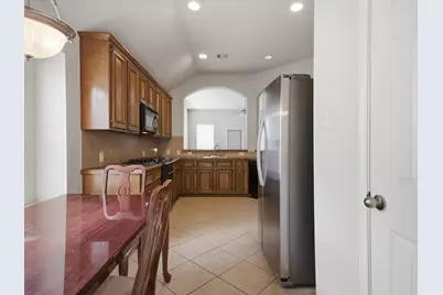27 Palm Desert Drive, Manvel, TX 77578 - Photo 8