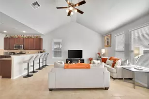 2631 Sunlit Meadow Trl, Fresno, TX 77545 - Photo 10