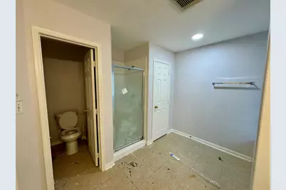 1910 Plum Falls Lane, Pearland, TX 77581 - Photo 22