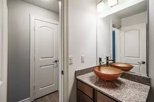 3501 Chenevert St, Houston, TX 77004 - Photo 14