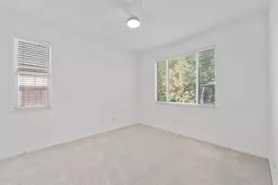 26 Lucky Leaf Ct, The Woodlands, TX 77381 - Photo 30