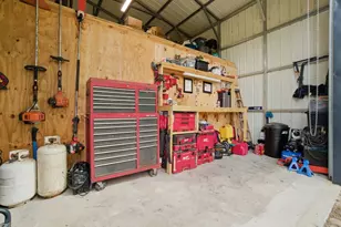 446 Hanson Rd, Onalaska, TX 77360 - Photo 8