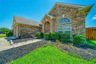 9515 Taylor Ln, Mont Belvieu, TX 77523 - Photo 4