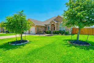 9515 Taylor Ln, Mont Belvieu, TX 77523 - Photo 6