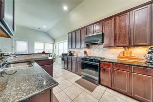 9515 Taylor Ln, Mont Belvieu, TX 77523 - Photo 20