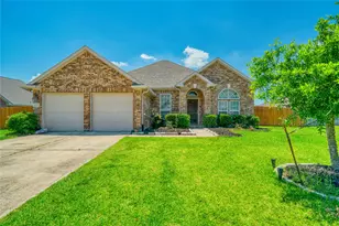 9515 Taylor Ln, Mont Belvieu, TX 77523 - Photo 1