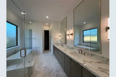 9710 Larston Street, Houston, TX 77055 - Photo 10
