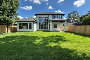 9710 Larston St, Houston, TX 77055 - Photo 18