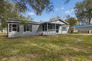 3595 2nd St, Beaumont, TX 77705 - Photo 2