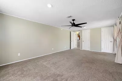 8805 Harbour Drive, Dickinson, TX 77539 - Photo 14