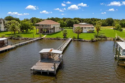 8805 Harbour Drive, Dickinson, TX 77539 - Photo 1