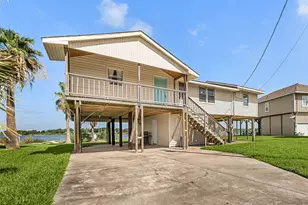 8805 Harbour Dr, Dickinson, TX 77539 - Photo 26