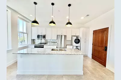 2102 Mechanic Street #202, Galveston, TX 77550 - Photo 6