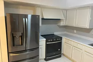 12915 Ashford Knoll Dr, Houston, TX 77082 - Photo 10