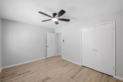 11123 Rippling Meadows Drive, Houston, TX 77064 - Photo 32
