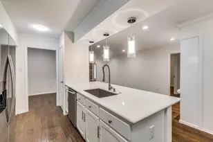 357 N Post Oak Ln, Houston, TX 77024 - Photo 18