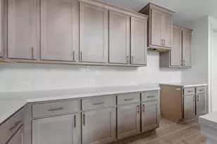 1150 Village Falls Drive, Missouri City, TX 77459 - Photo 6