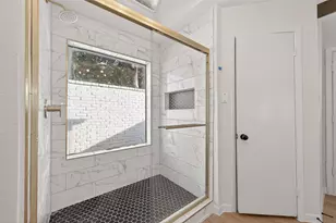 7939 Green Lawn Dr, Houston, TX 77088 - Photo 30