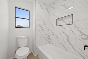 7939 Green Lawn Dr, Houston, TX 77088 - Photo 32