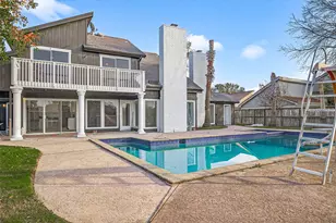 7939 Green Lawn Dr, Houston, TX 77088 - Photo 6