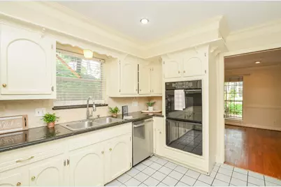 6611 Cypress Point Drive, Houston, TX 77069 - Photo 14