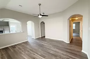 13210 Barton Meadow Ln, Rosharon, TX 77583 - Photo 4