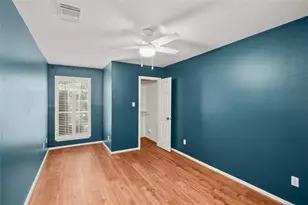 4431 Castle Ct, Houston, TX 77006 - Photo 26