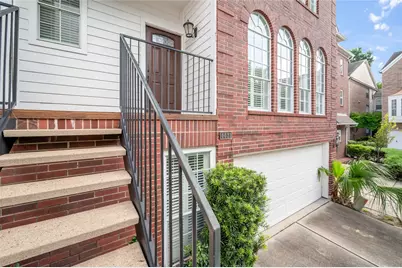 4431 Castle Court, Houston, TX 77006 - Photo 32