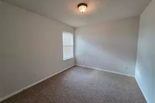 10903 Windfern Lakes St, Houston, TX 77064 - Photo 14