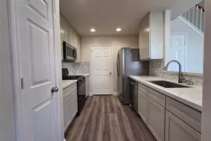 10903 Windfern Lakes St, Houston, TX 77064 - Photo 4