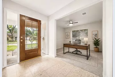 114 Camellia Street, Sugar Land, TX 77478 - Photo 4