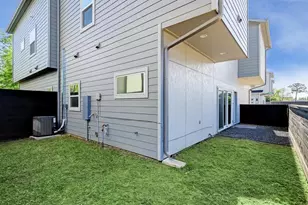 1906 Jack Oak Ave, Houston, TX 77055 - Photo 22