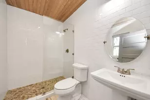 1202 Archer St, Houston, TX 77009 - Photo 44