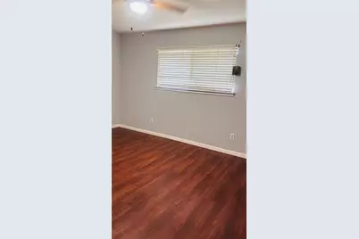 8343 Sterlingshire Street, Houston, TX 77078 - Photo 10